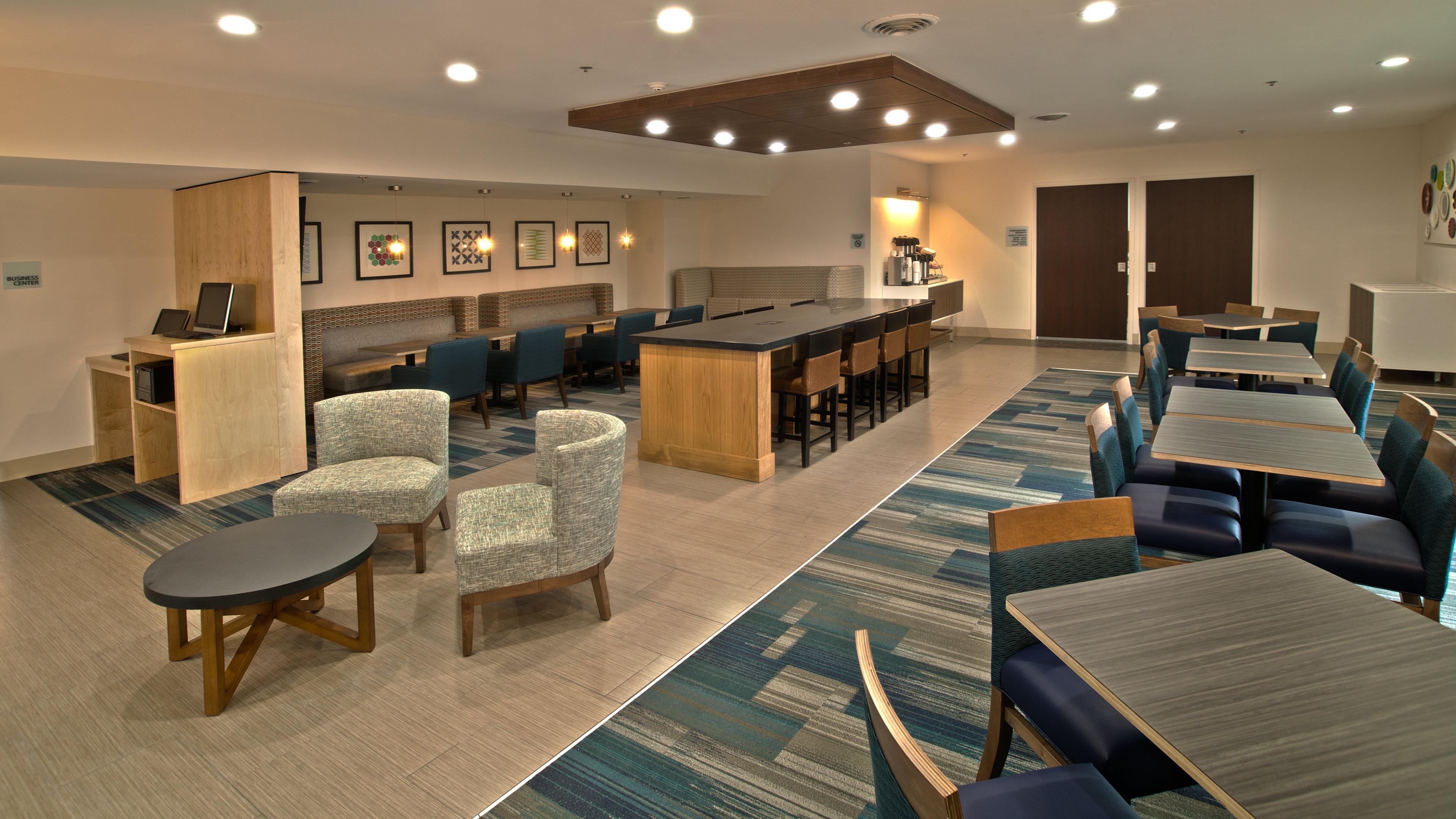 Holiday Inn Express & Suites Evansville North By Ihg Warrenton Exterior photo